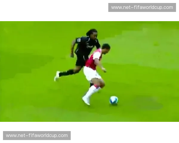 网球角球：边角处的致胜艺术